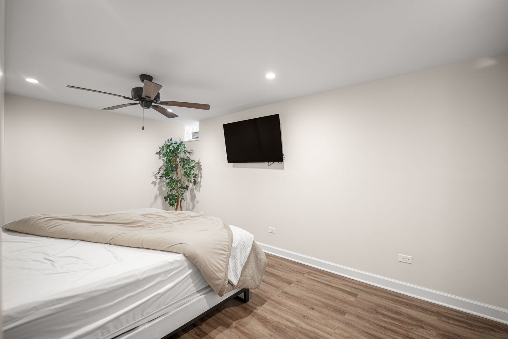 10022 S Seeley Avenue, Chicago, IL 60643