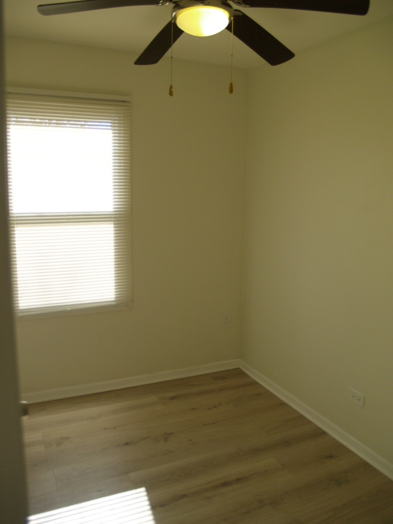 2069 217th Street, Sauk Village, IL 60411