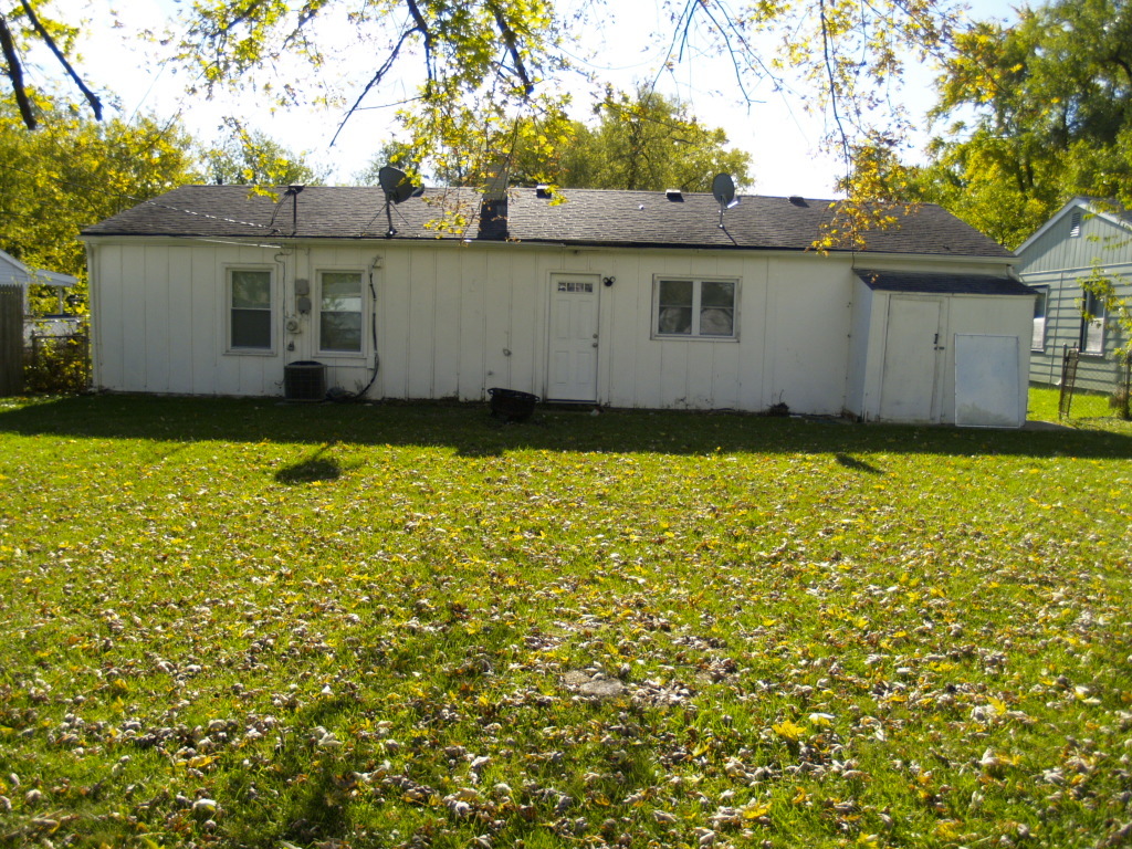 2069 217th Street, Sauk Village, IL 60411