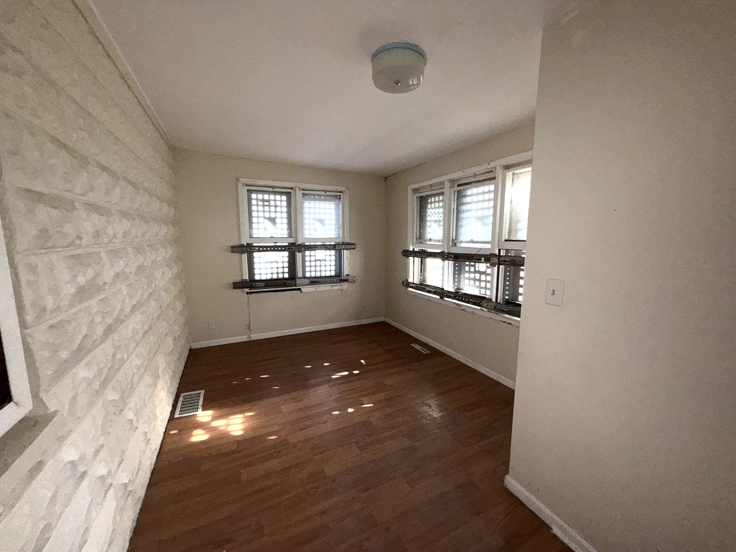 962 Oliver Avenue, Aurora, IL 60506