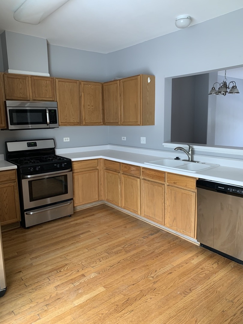 3442 Ravinia Circle, Aurora, IL 60504