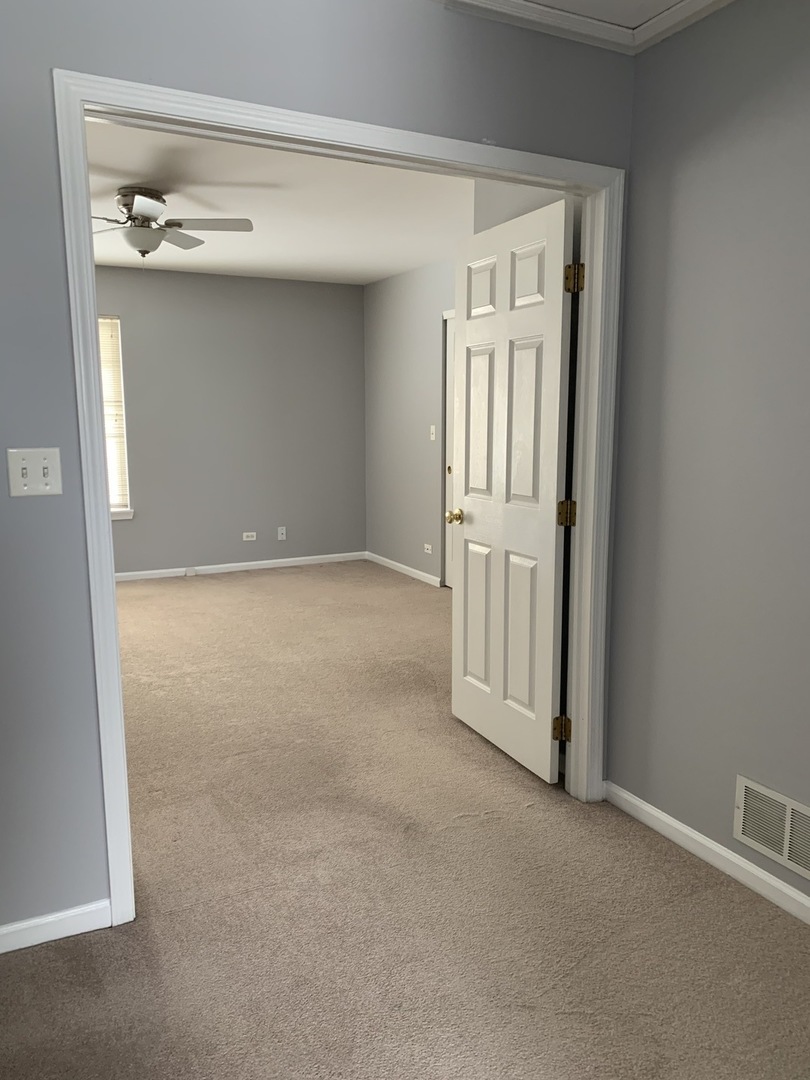 3442 Ravinia Circle, Aurora, IL 60504