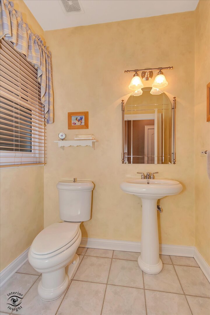 10427 Penny Court, Frankfort, IL 60423