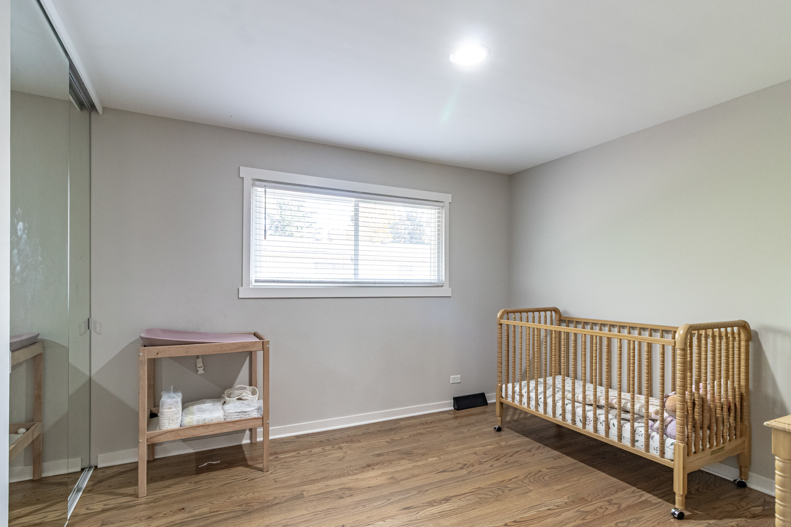 922 N Milwaukee Avenue #A, Libertyville, IL 60048