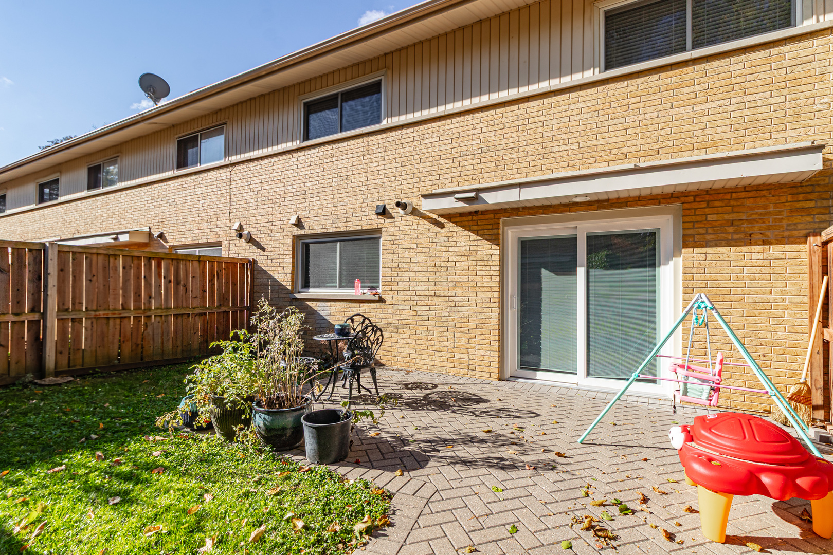 922 N Milwaukee Avenue #A, Libertyville, IL 60048