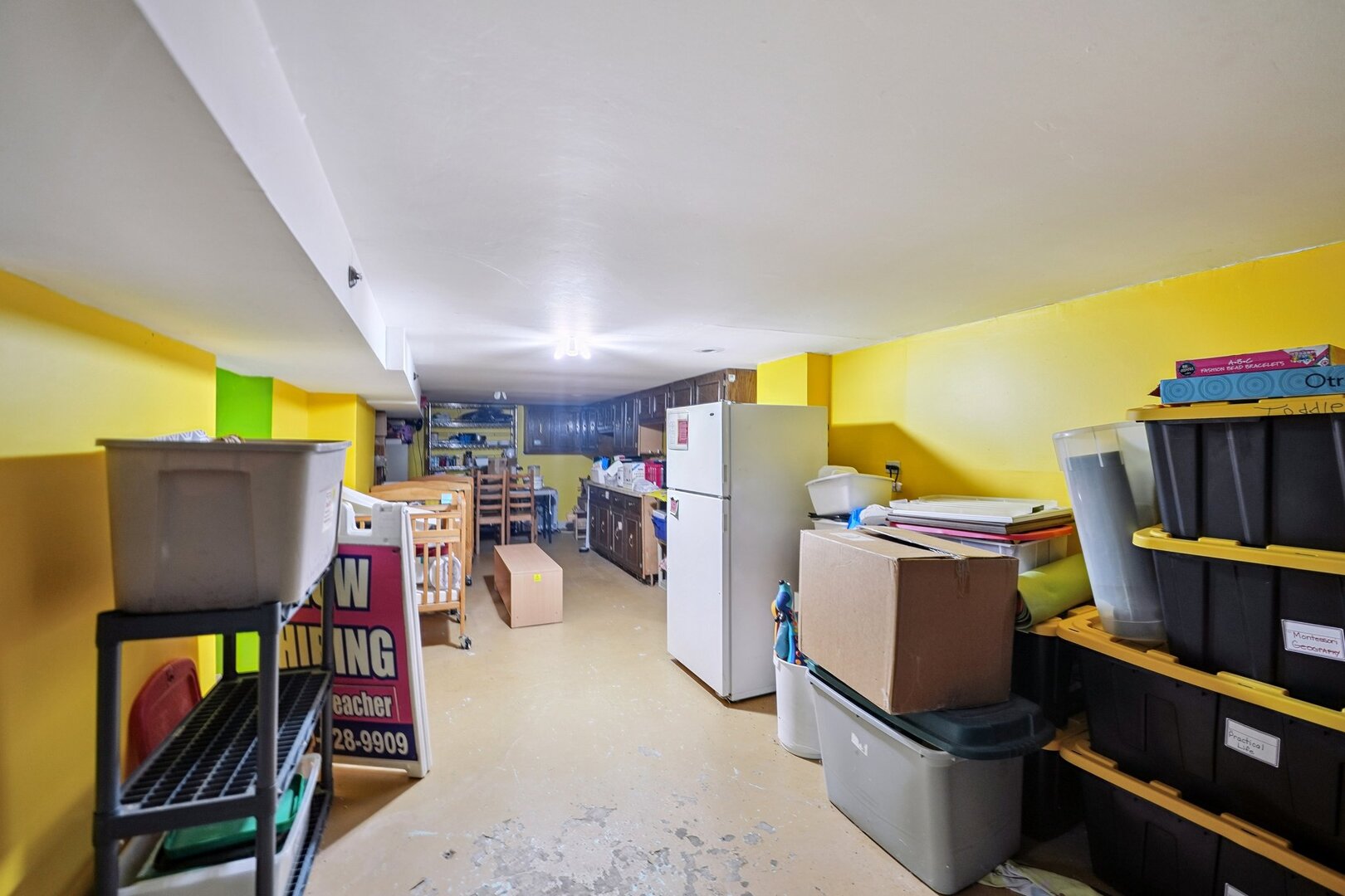 1S221 Summit Avenue, Oakbrook Terrace, IL 60181