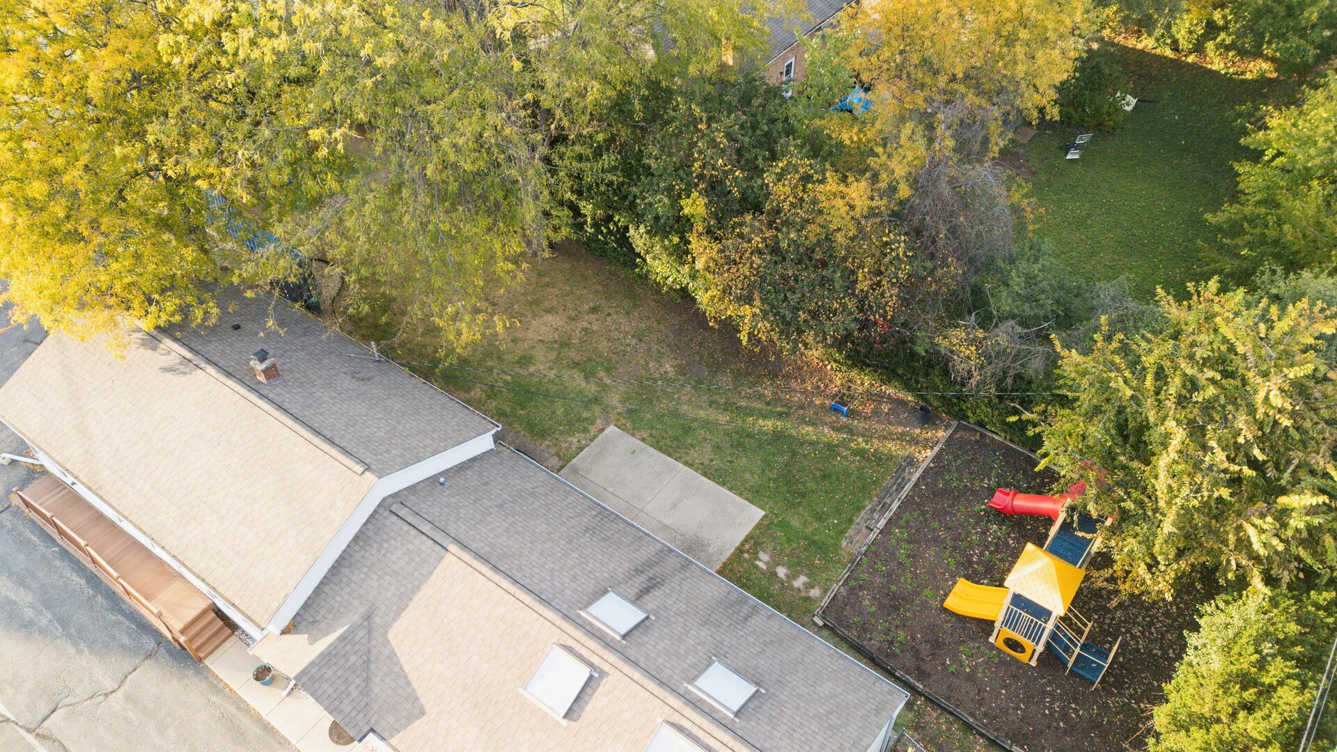 1S221 Summit Avenue, Oakbrook Terrace, IL 60181