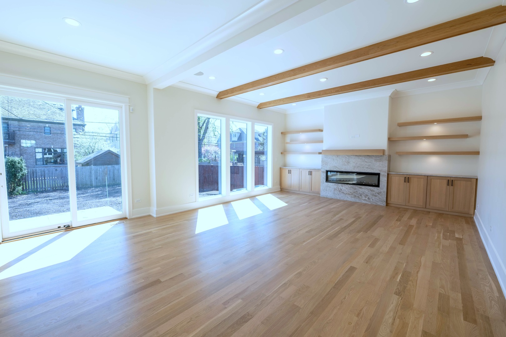 570 S Parkside Avenue, Elmhurst, IL 60126