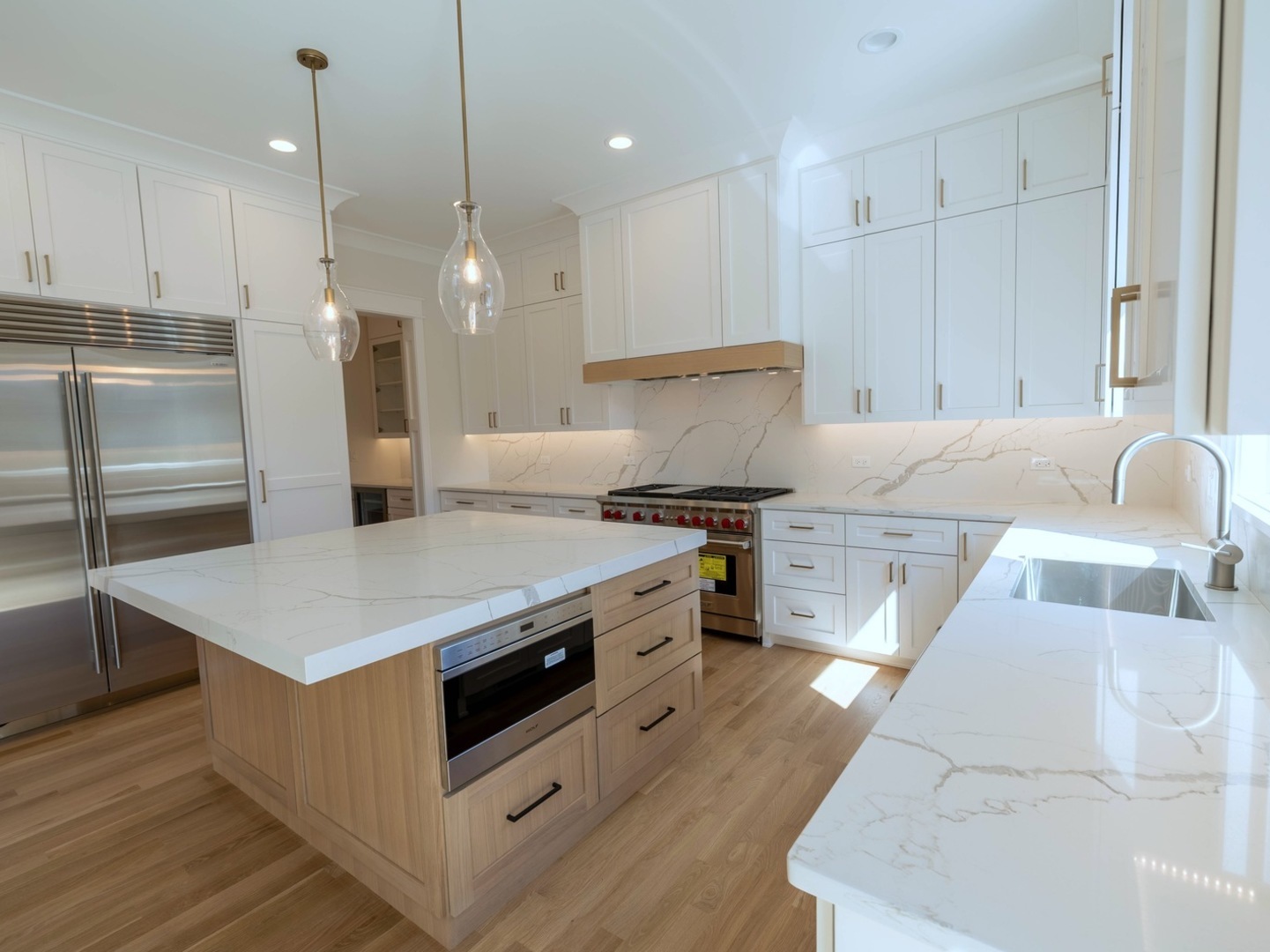 570 S Parkside Avenue, Elmhurst, IL 60126