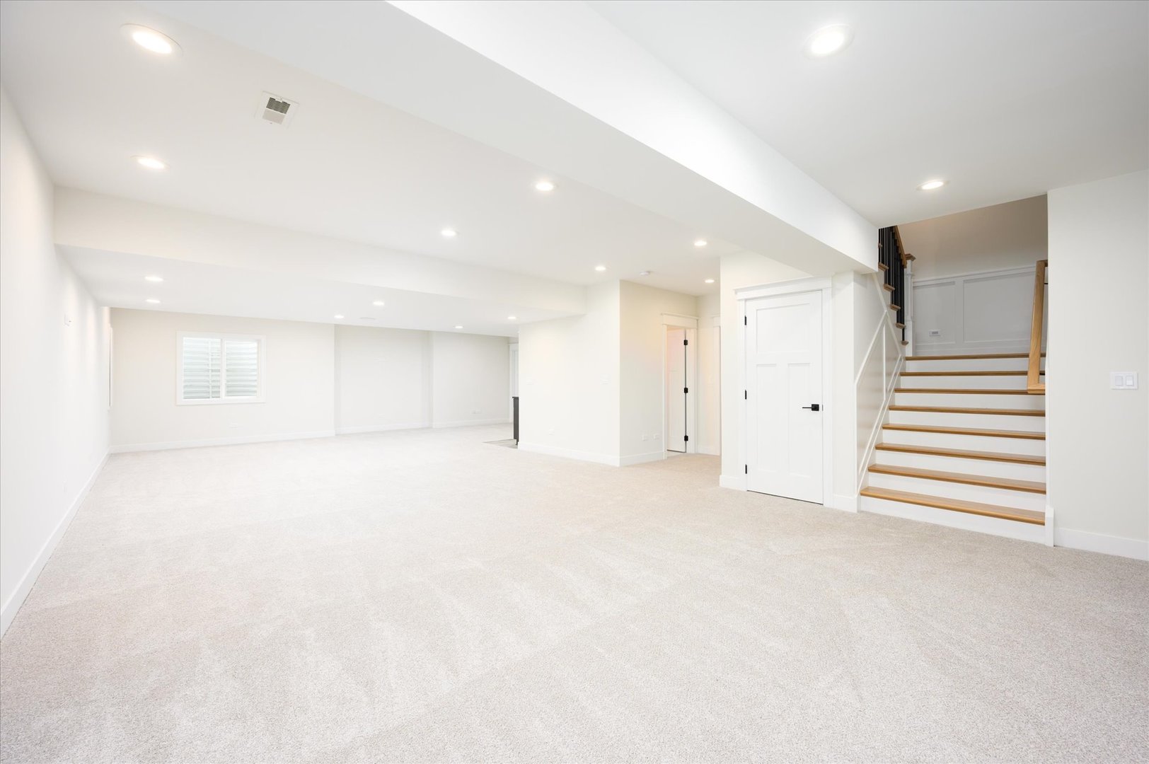 570 S Parkside Avenue, Elmhurst, IL 60126