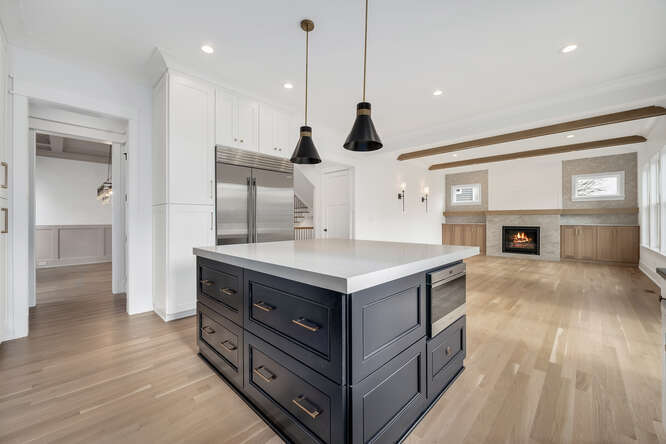 570 S Parkside Avenue, Elmhurst, IL 60126