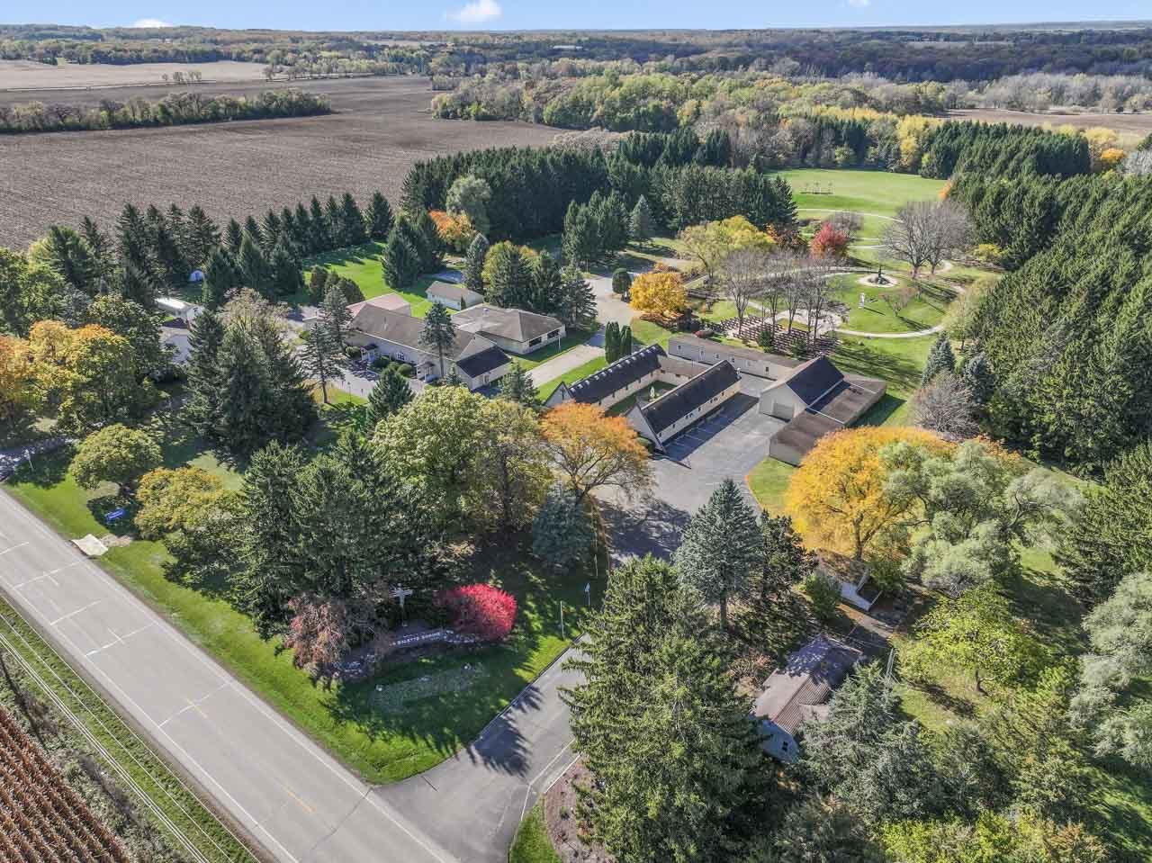 10330 336th Avenue, Randall, WI 53181