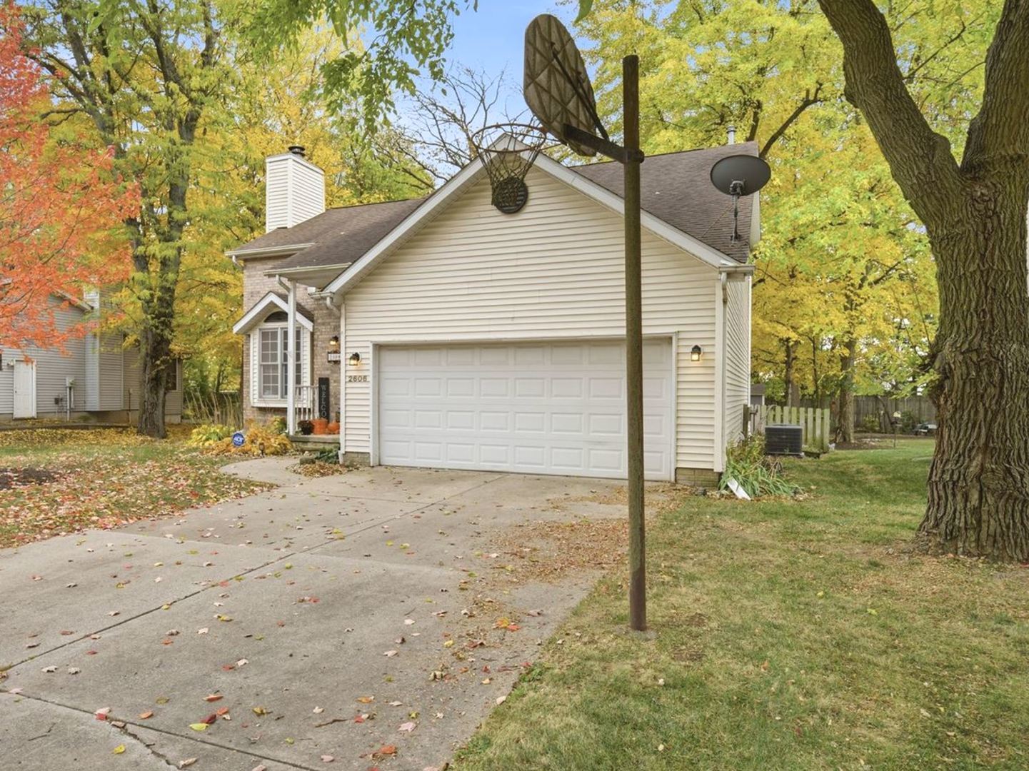 2606 Persimmon Place, Bloomington, IL 61701