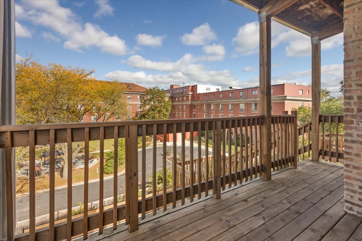 442-444 E 48th Street #2E, Chicago, IL 60616