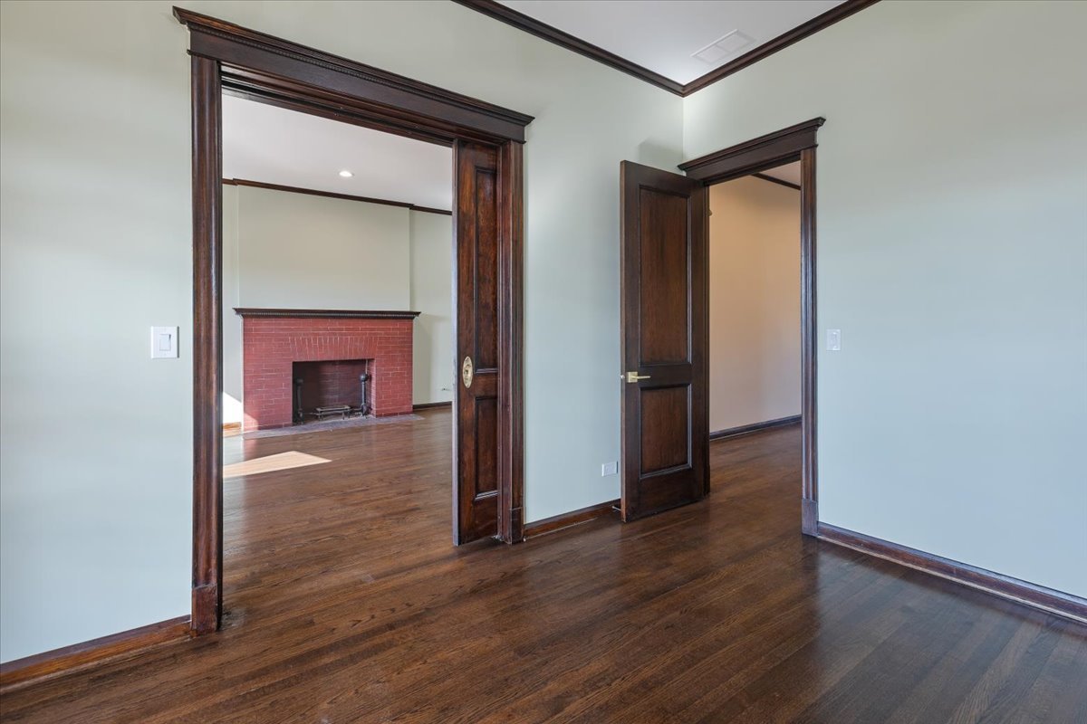 442-444 E 48th Street #2E, Chicago, IL 60616