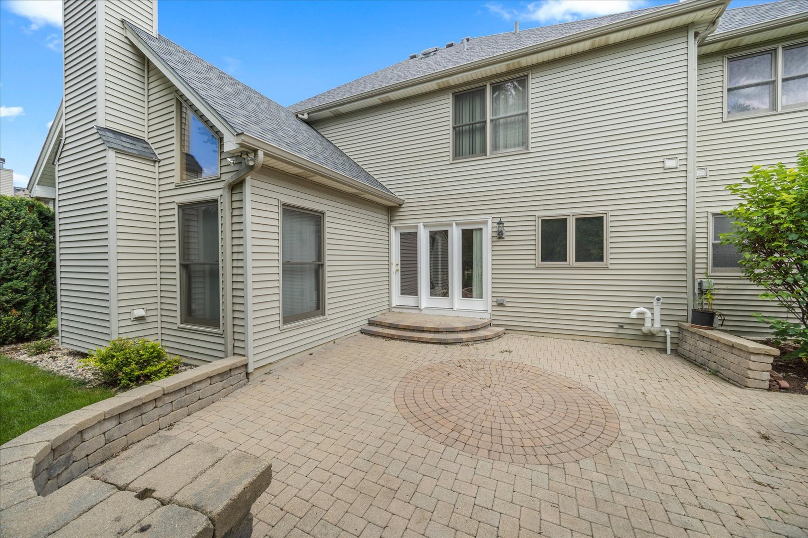 442 Mallard Point Drive, North Aurora, IL 60542