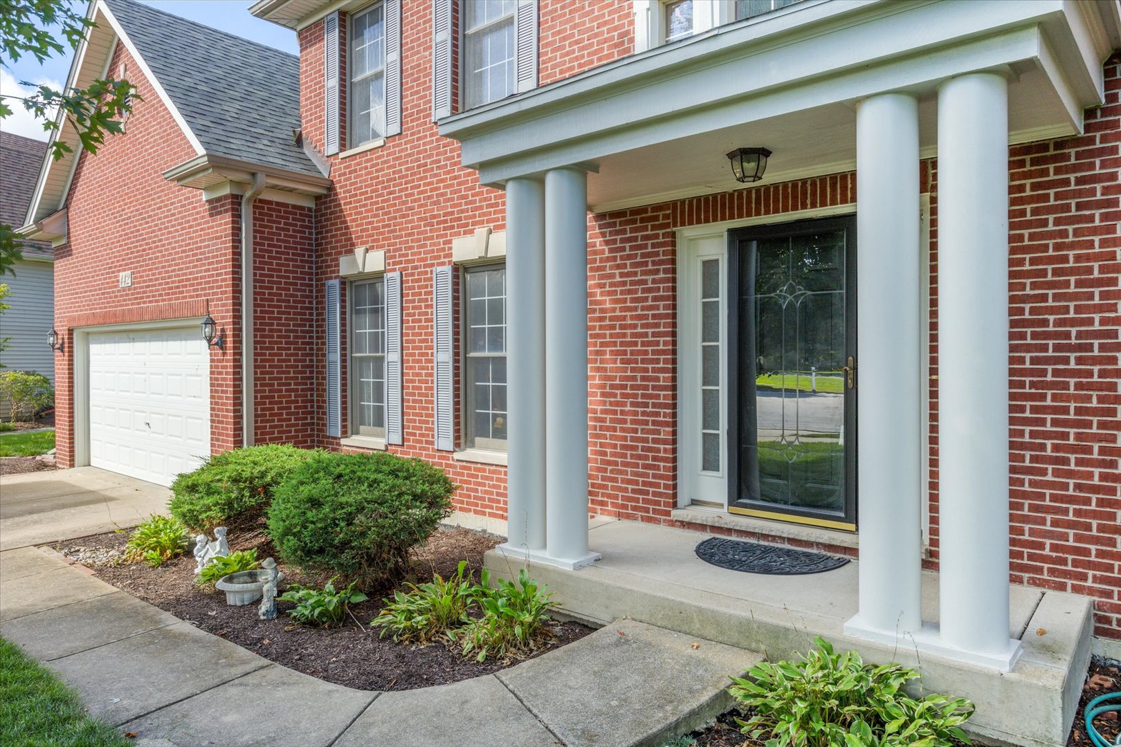 442 Mallard Point Drive, North Aurora, IL 60542