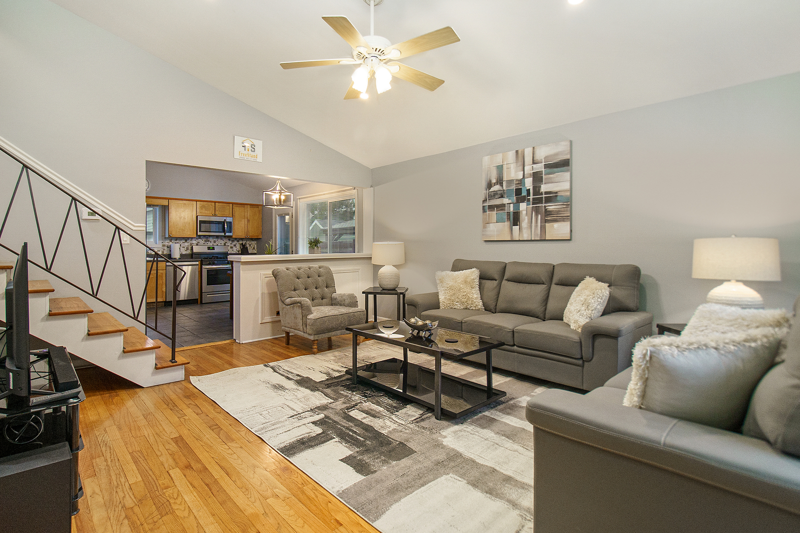 63 S Main Street, Glen Ellyn, IL 60137