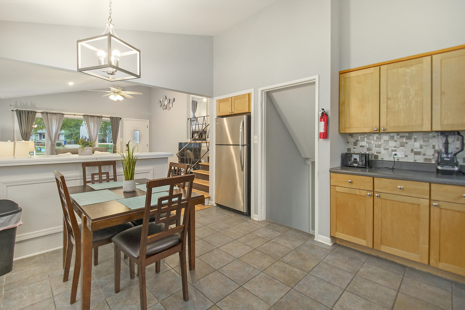 63 S Main Street, Glen Ellyn, IL 60137