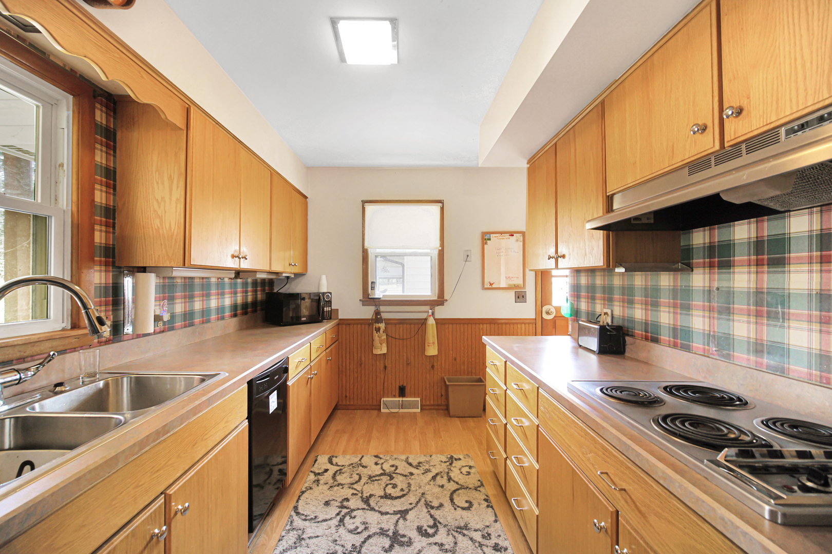 26 Wagner Drive, Cary, IL 60013