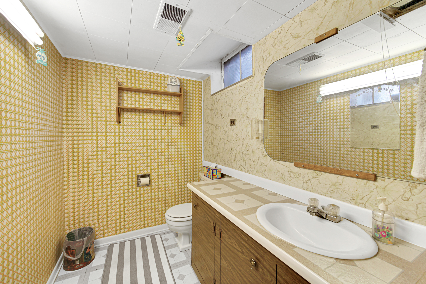 26 Wagner Drive, Cary, IL 60013