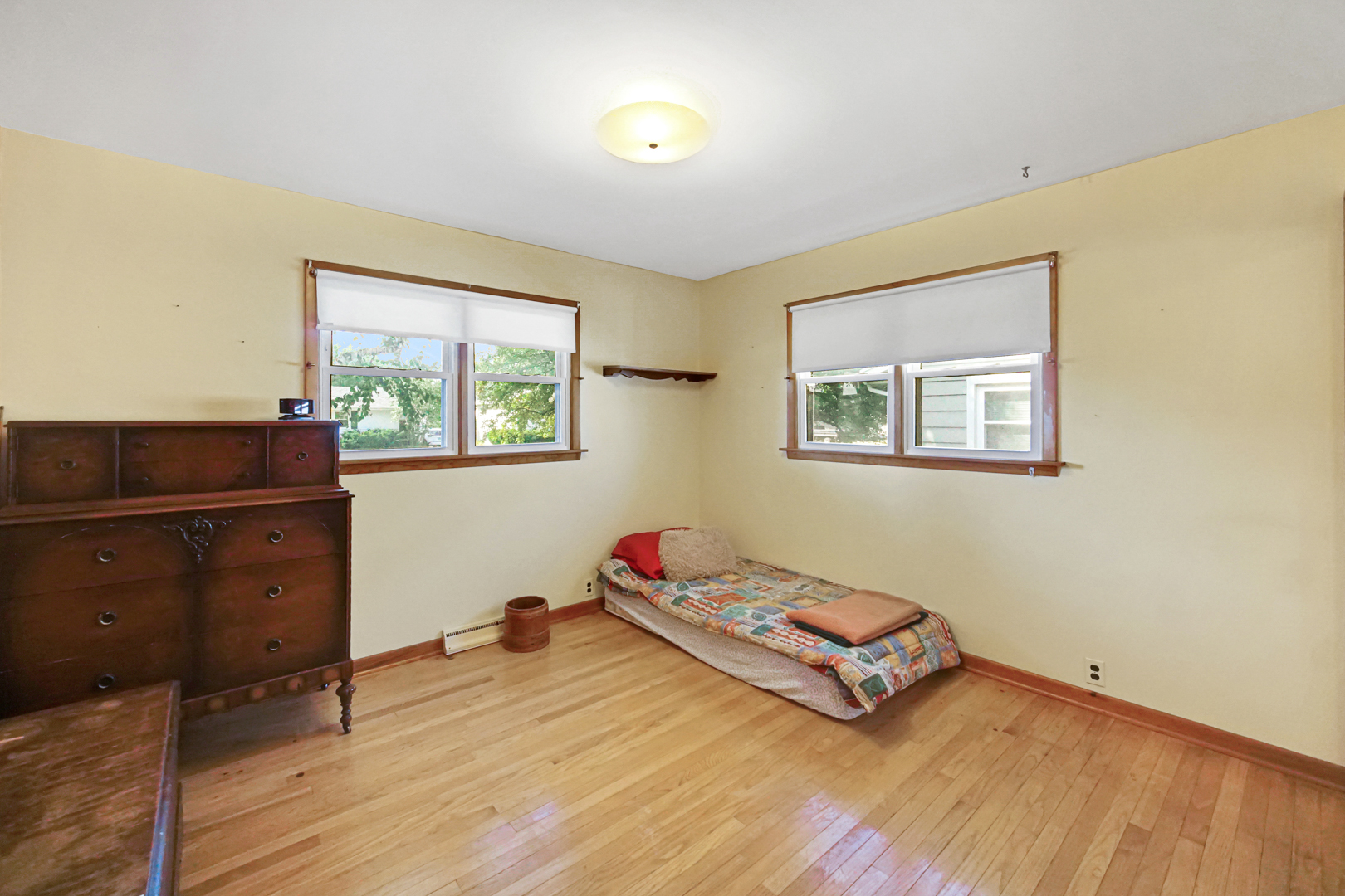 26 Wagner Drive, Cary, IL 60013