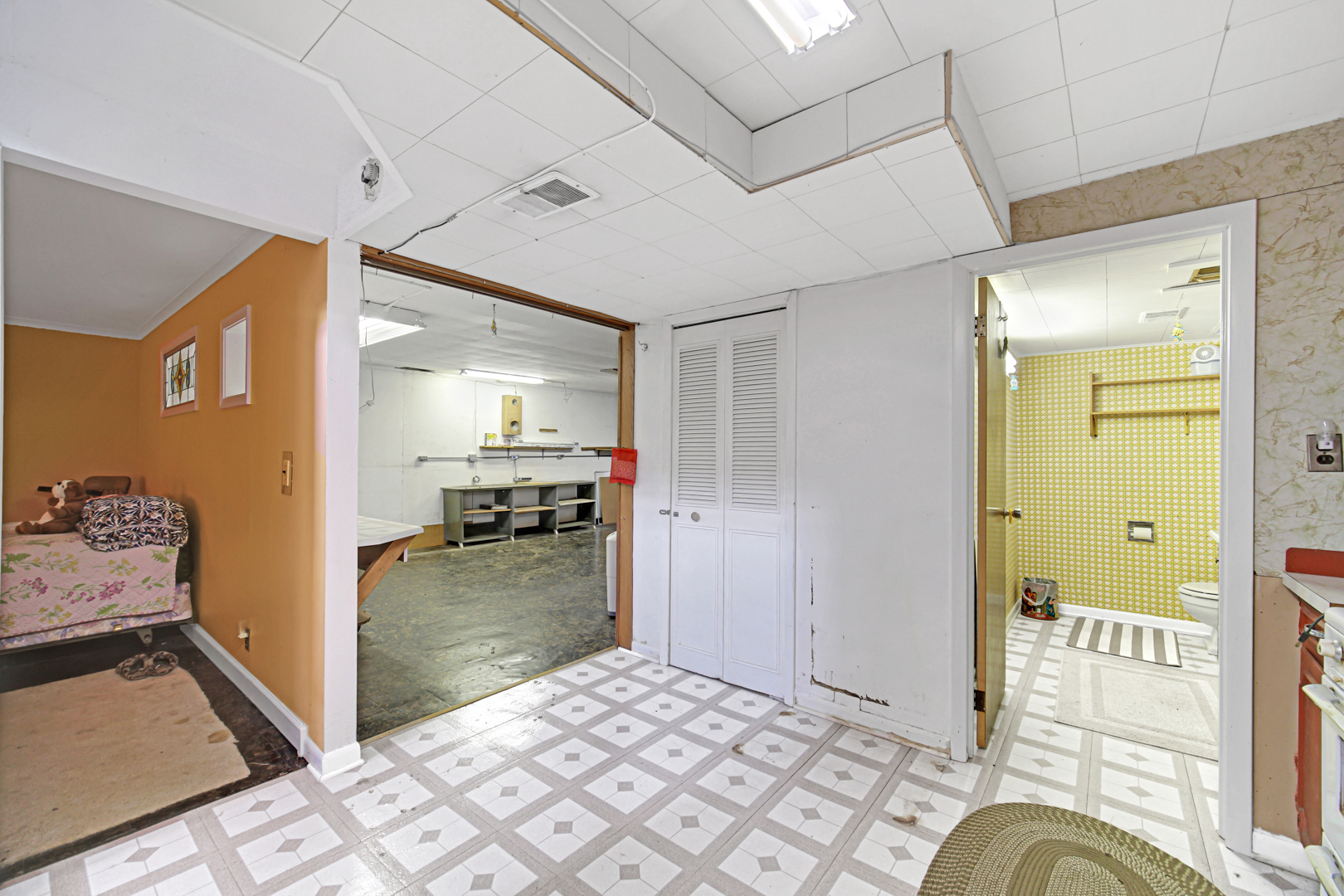 26 Wagner Drive, Cary, IL 60013