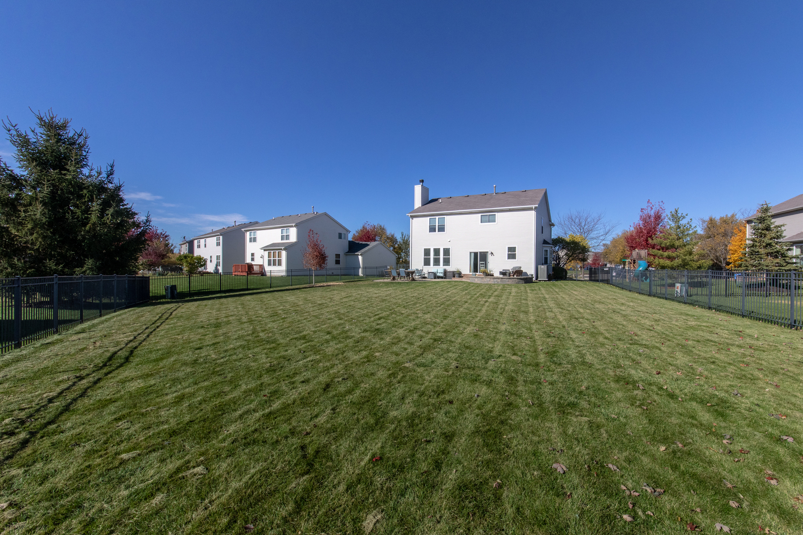 857 Great Falls Drive, Volo, IL 60073