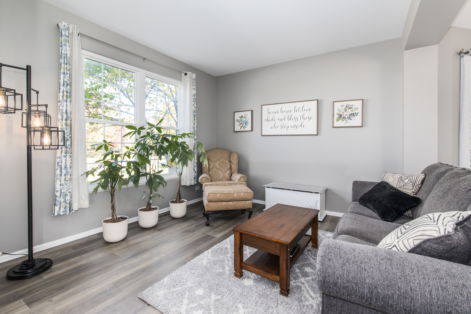 857 Great Falls Drive, Volo, IL 60073