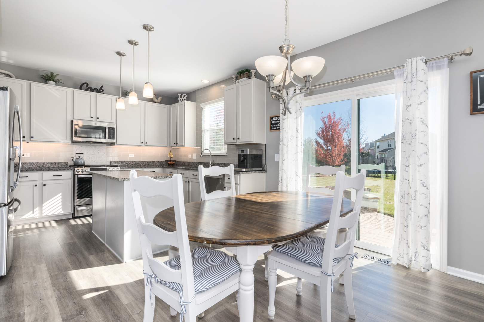 857 Great Falls Drive, Volo, IL 60073