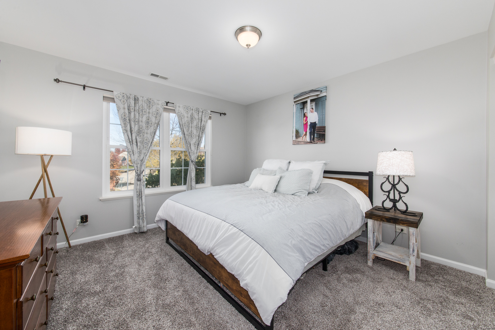 857 Great Falls Drive, Volo, IL 60073