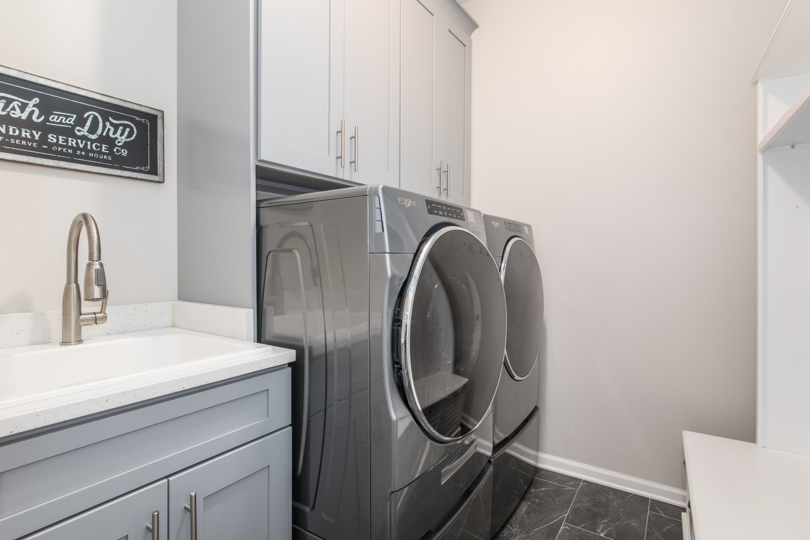 857 Great Falls Drive, Volo, IL 60073