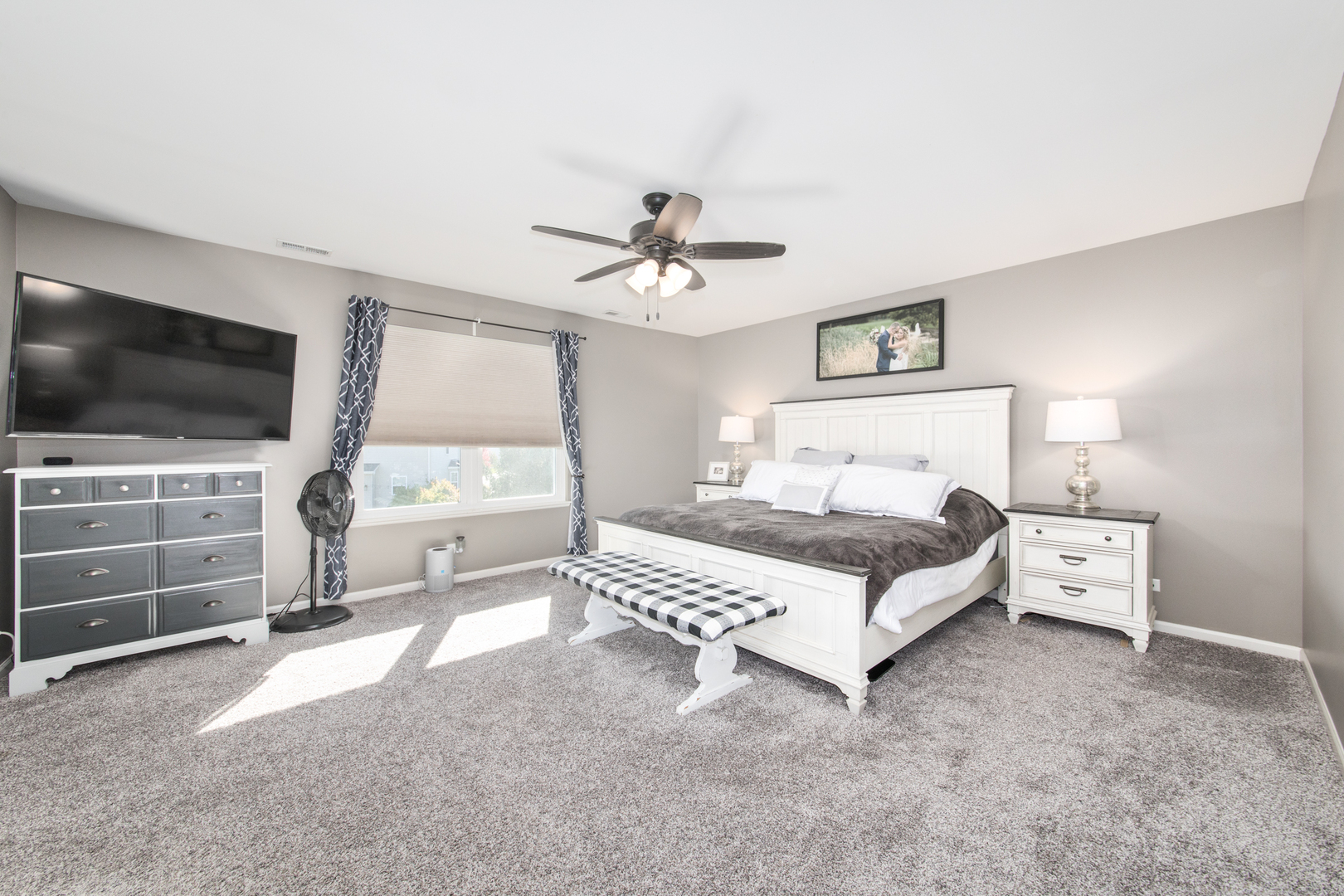 857 Great Falls Drive, Volo, IL 60073