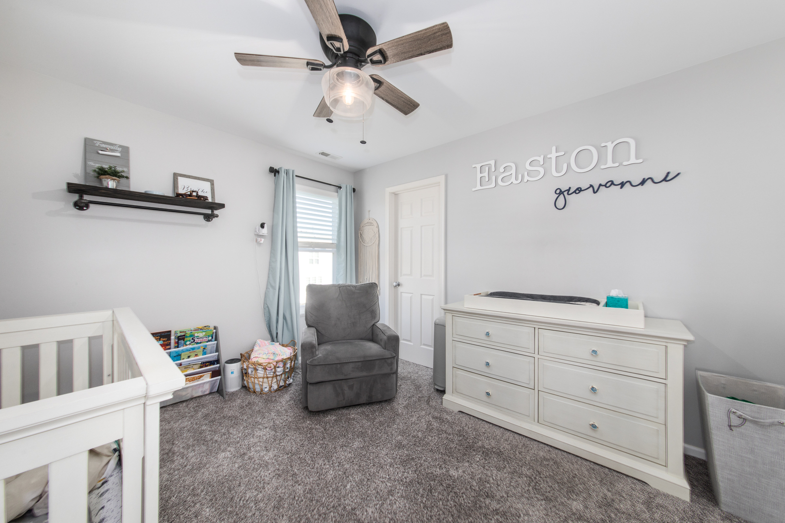 857 Great Falls Drive, Volo, IL 60073