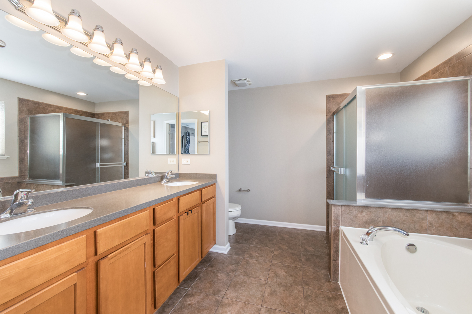 857 Great Falls Drive, Volo, IL 60073