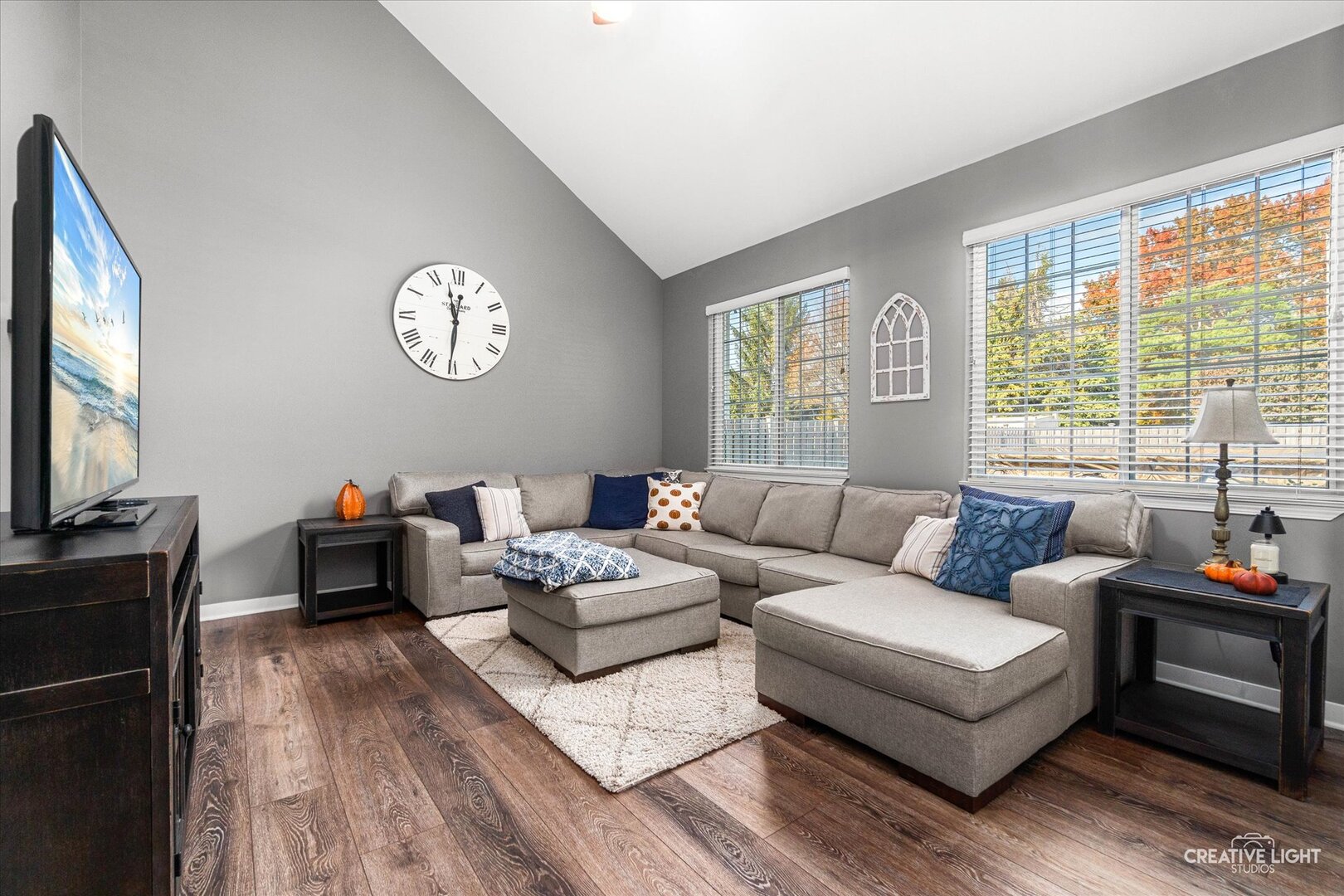 6113 Oldcreek Lane, Joliet, IL 60431