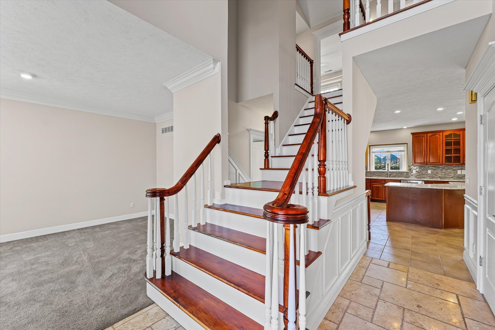 1 Windsong Way, Bloomington, IL 61704