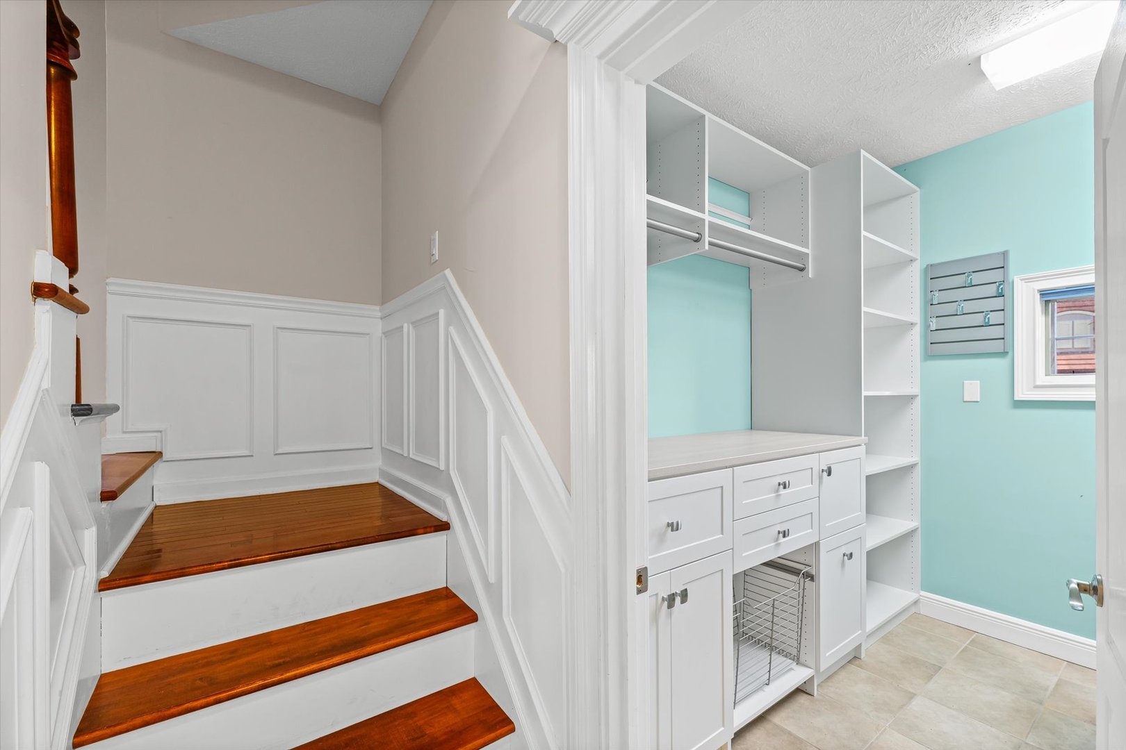 1 Windsong Way, Bloomington, IL 61704