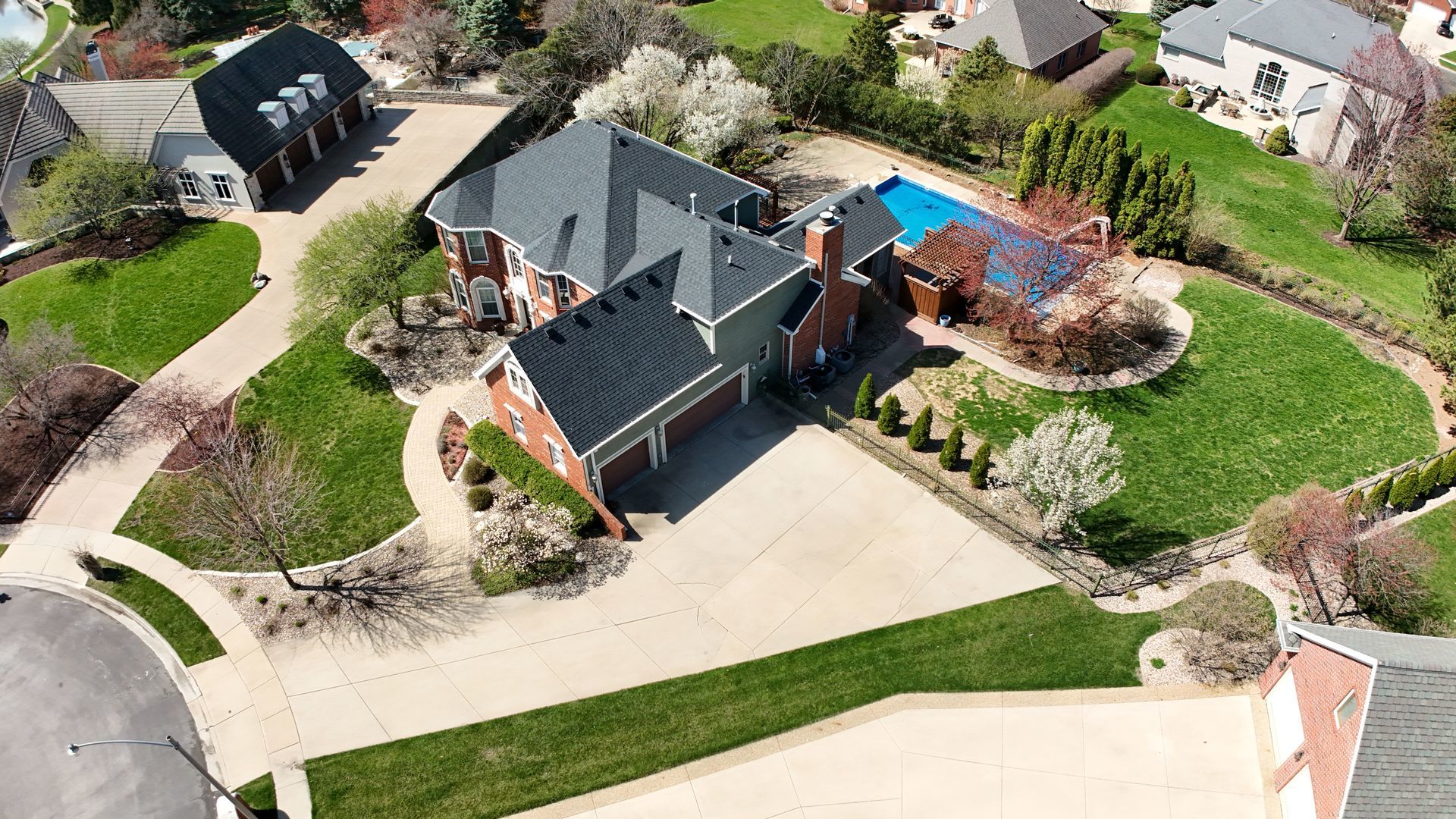 1 Windsong Way, Bloomington, IL 61704