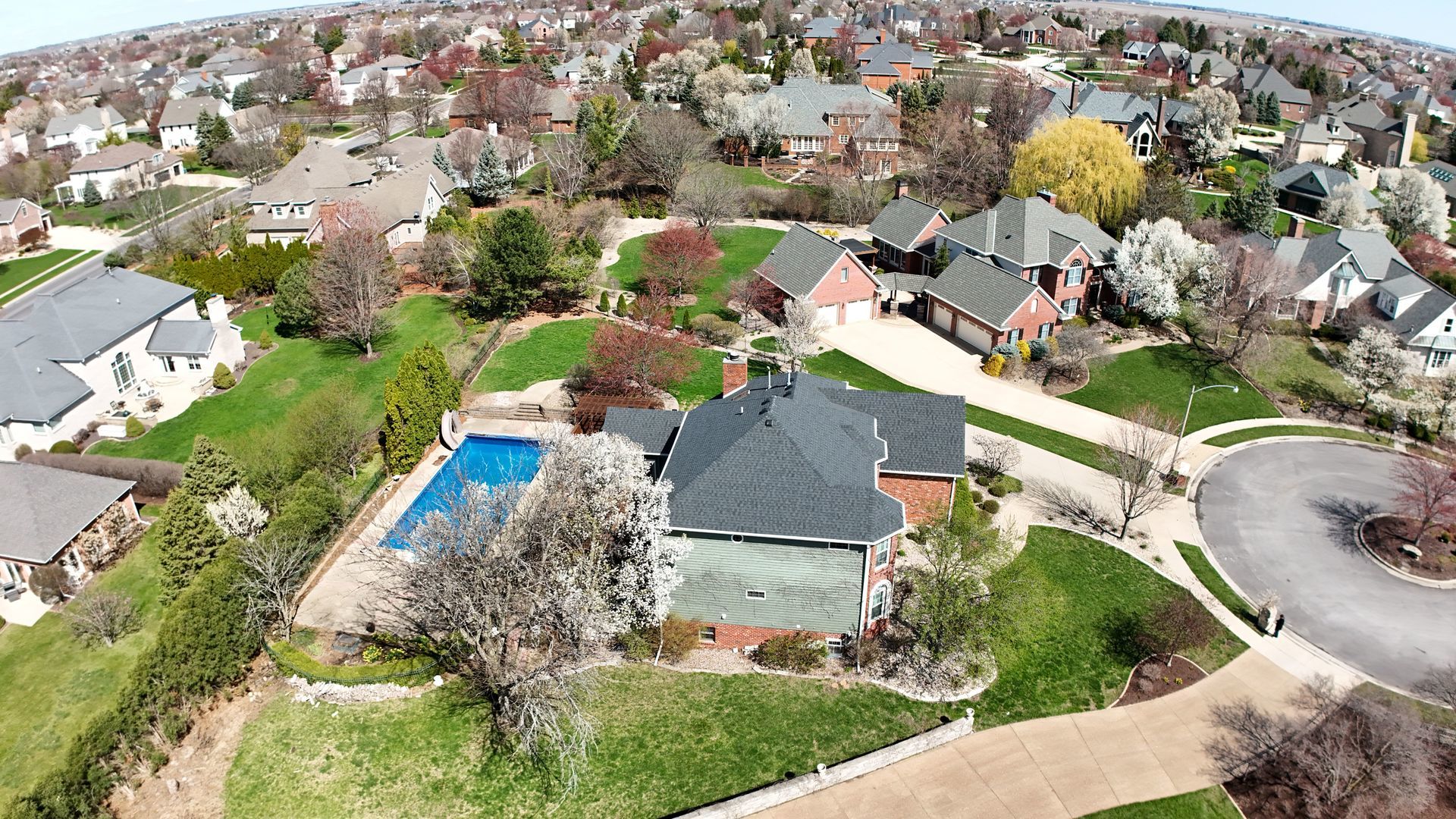 1 Windsong Way, Bloomington, IL 61704