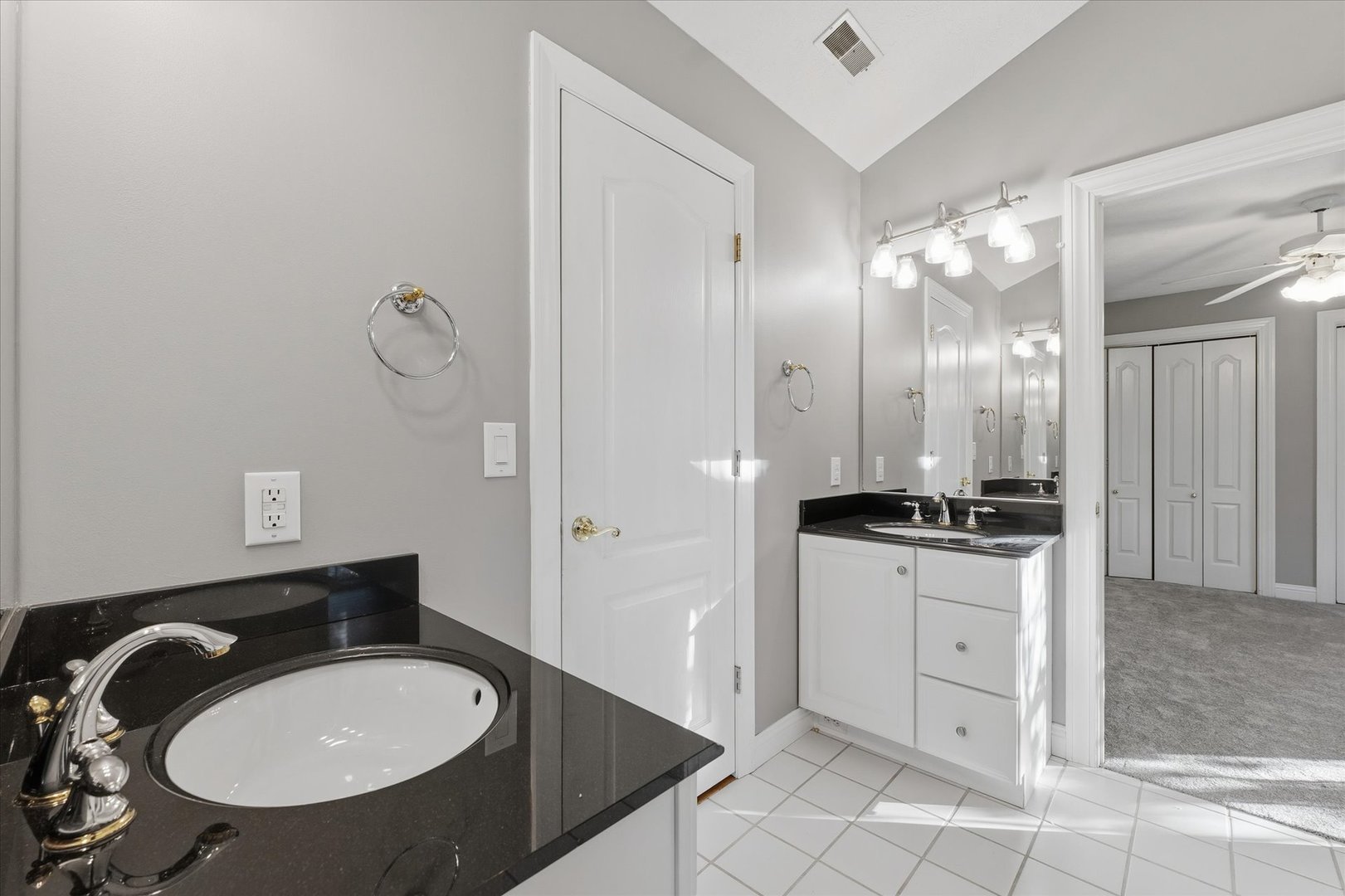 1 Windsong Way, Bloomington, IL 61704