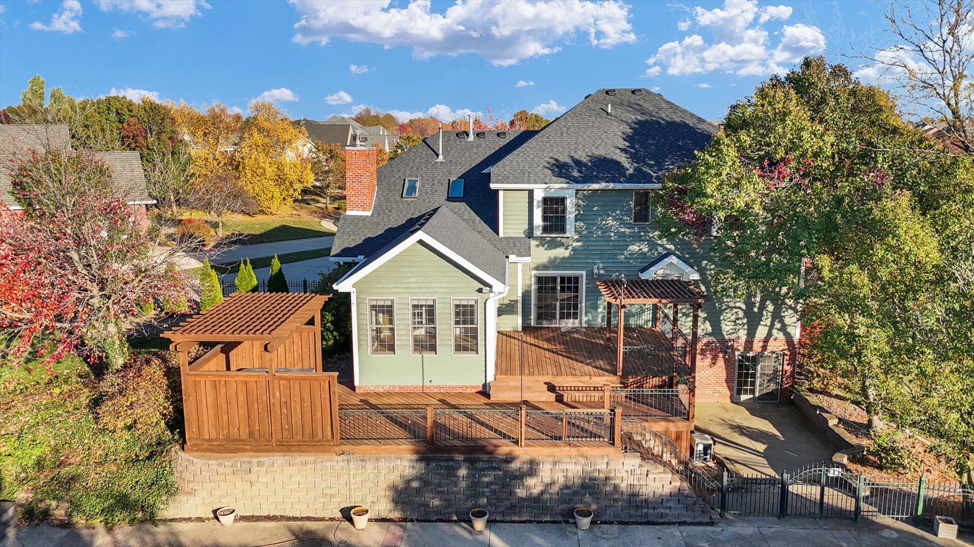 1 Windsong Way, Bloomington, IL 61704