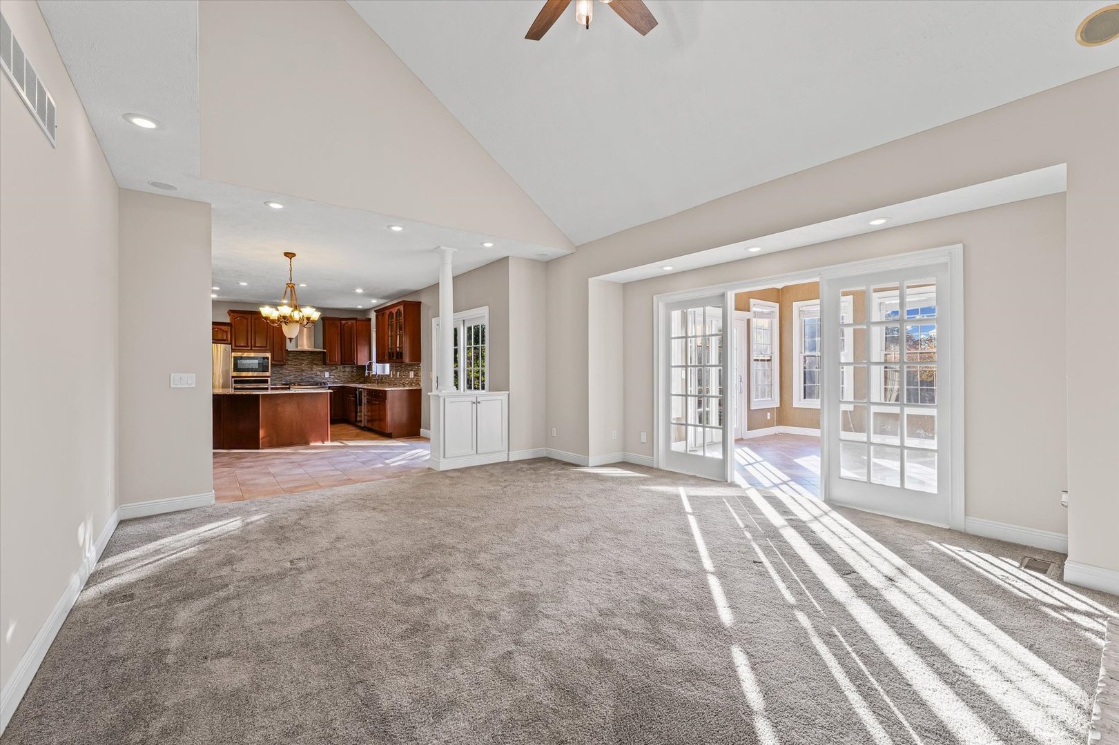 1 Windsong Way, Bloomington, IL 61704