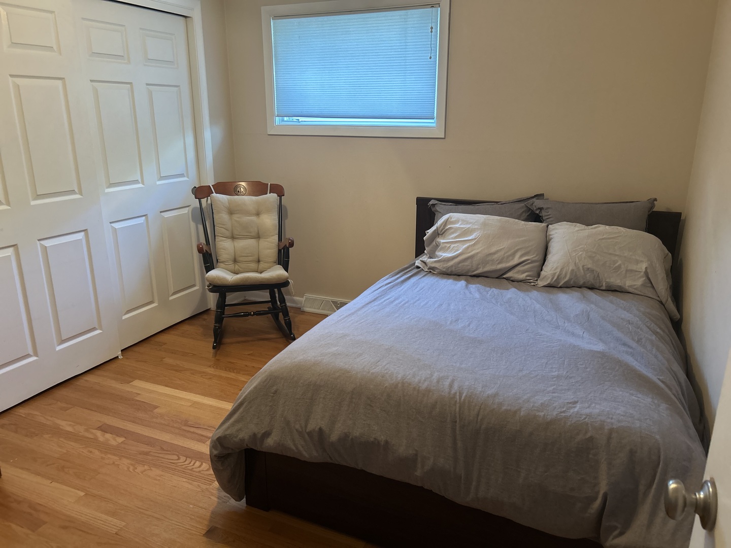 1126 Laurel Lane, Naperville, IL 60540