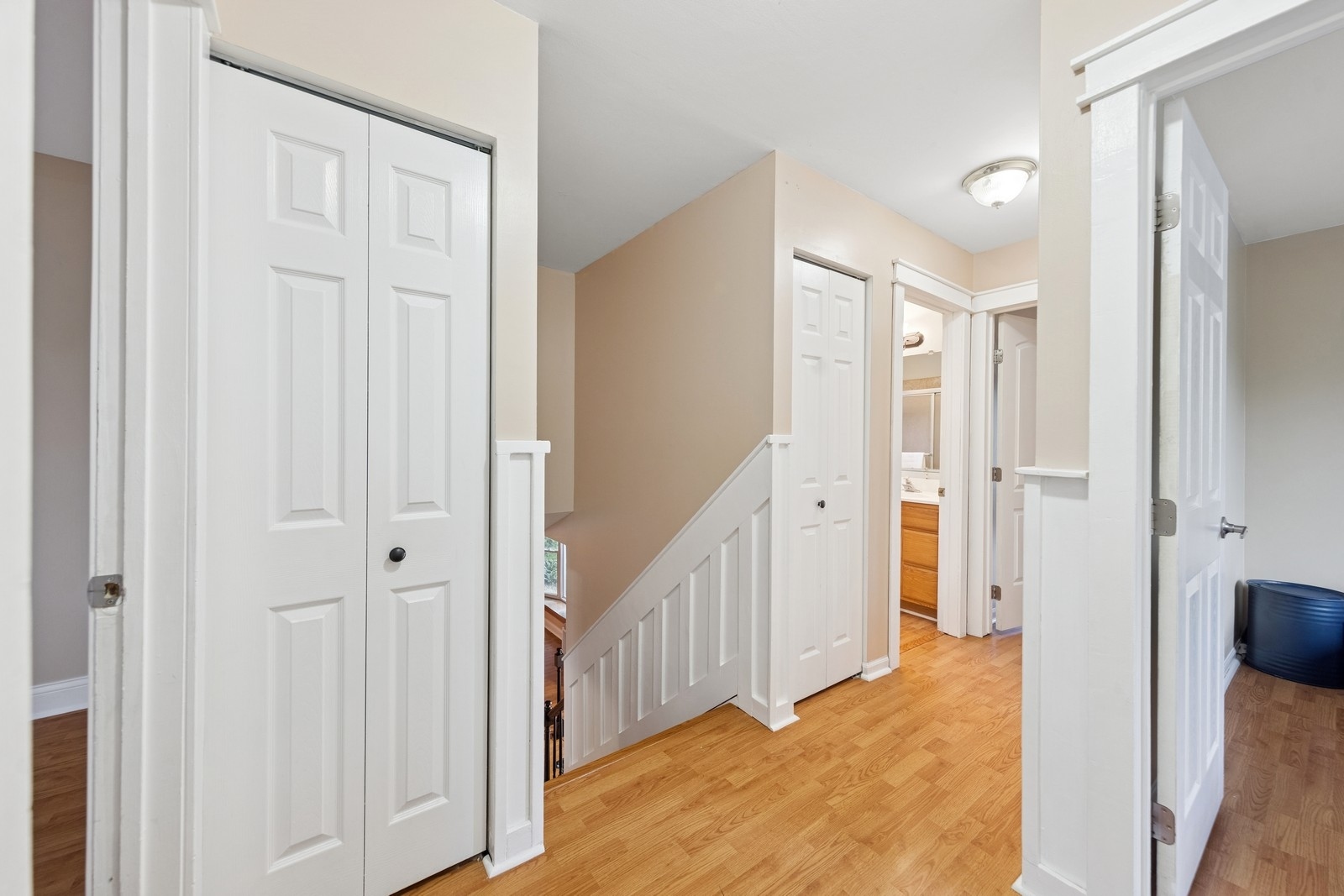 122 E Sherman Street, Bartlett, IL 60103