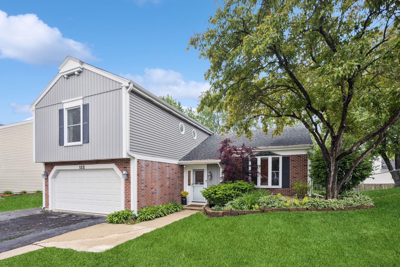 122 E Sherman Street, Bartlett, IL 60103