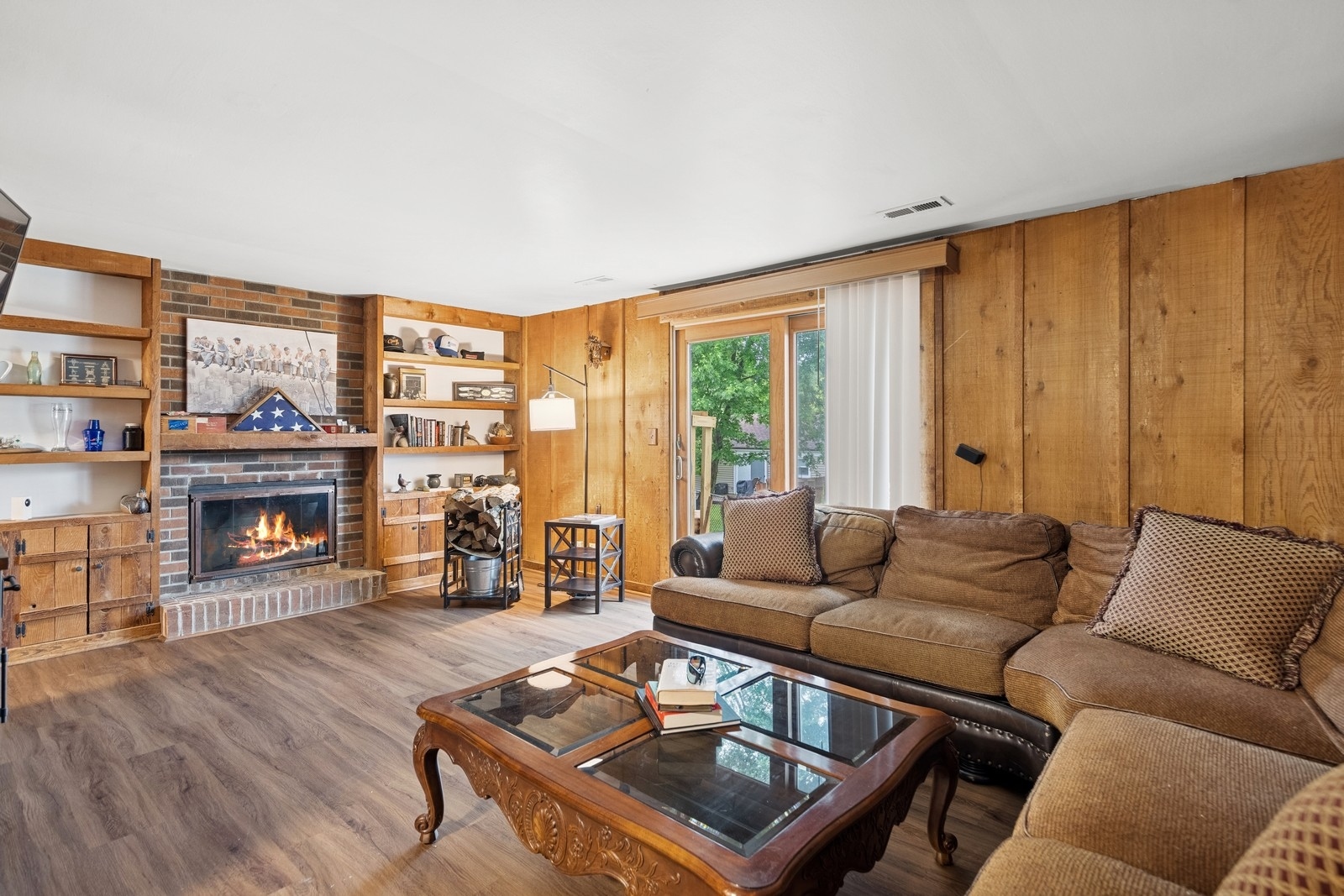 122 E Sherman Street, Bartlett, IL 60103