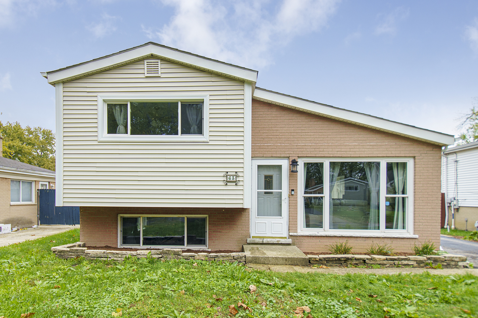 63 S Main Street, Glen Ellyn, IL 60137