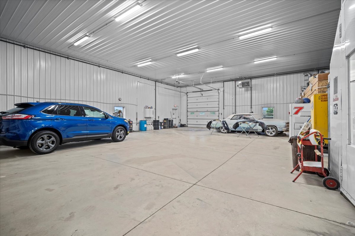 1 Audie Murphy Drive, Bloomington, IL 61704