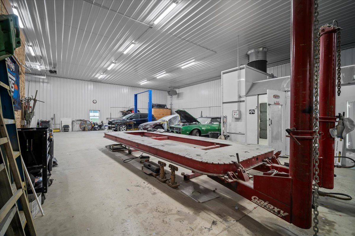 1 Audie Murphy Drive, Bloomington, IL 61704